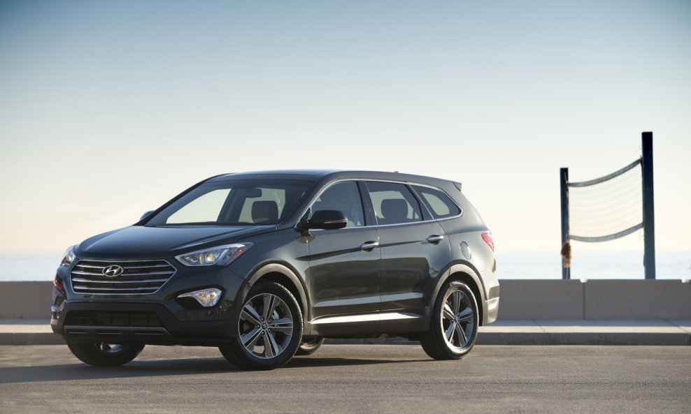 2013-hyundai-santa-fe-3