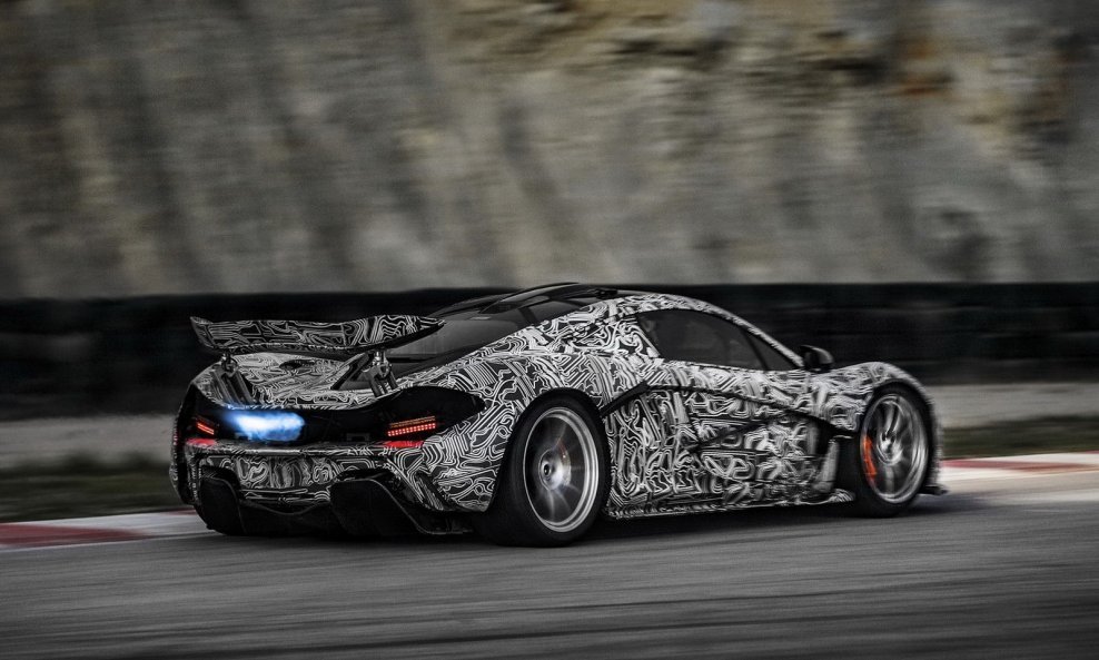 McLaren-P1-XP-2[2]