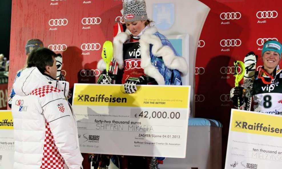 Mikaela Shiffrin s čekom za pobjednicu - Snježna kraljica 2013