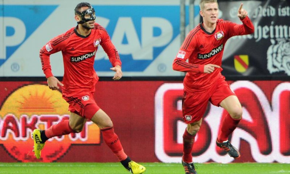 Lars Bender Bayer Leverkusen 2012 Leverkusens Oemer Toprak