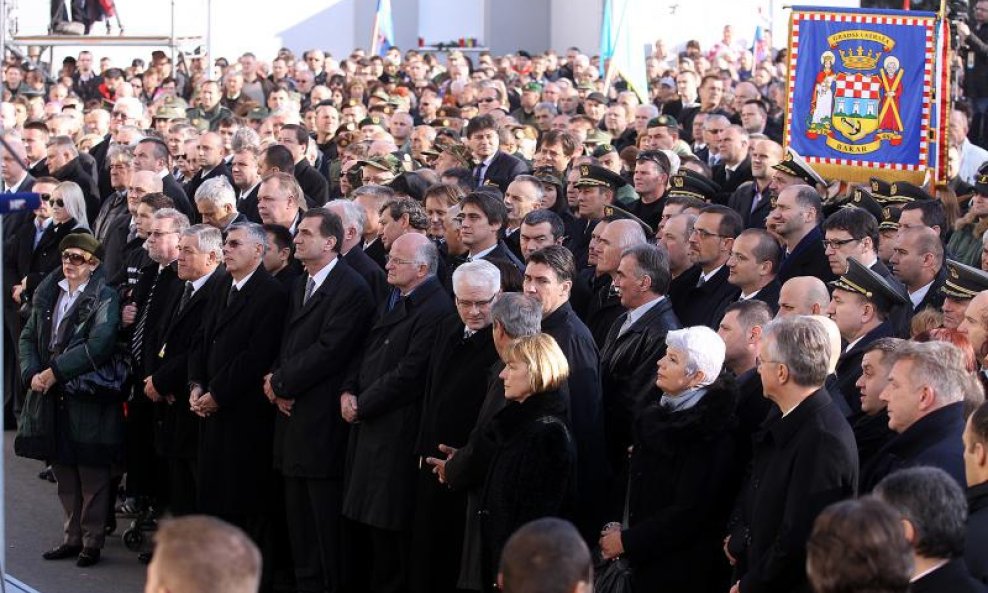 Državni vrh na Danu sjećanja na žrtvu Vukovara (1)