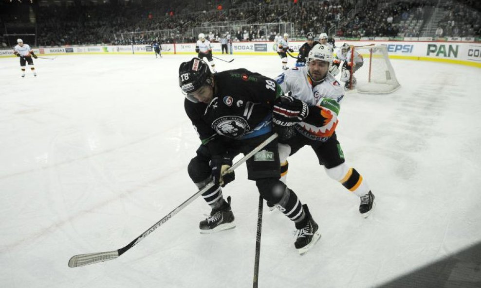 Medveščak - Severstal Cherepovets, Jonathan Cheechoo