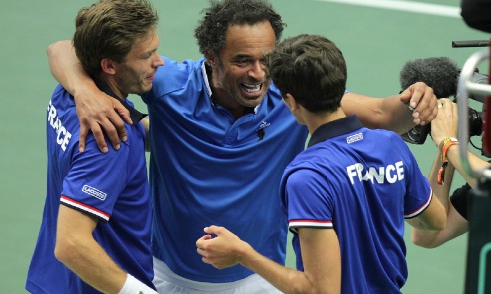 Yannick Noah, Pierre-Hugues Herbert i Nicolas Mahut 