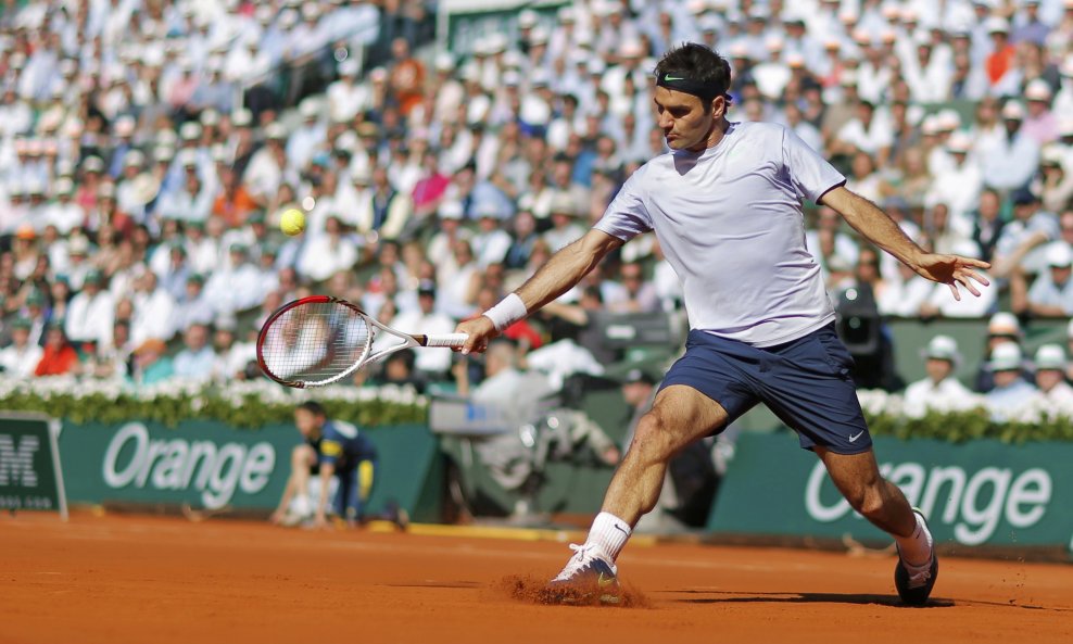 Roger Federer u meču protiv Tsonge (3)