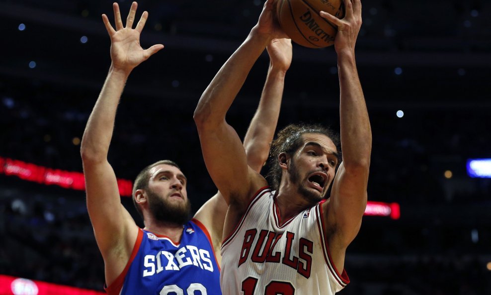 Joakim Noah i Spencer Hawes