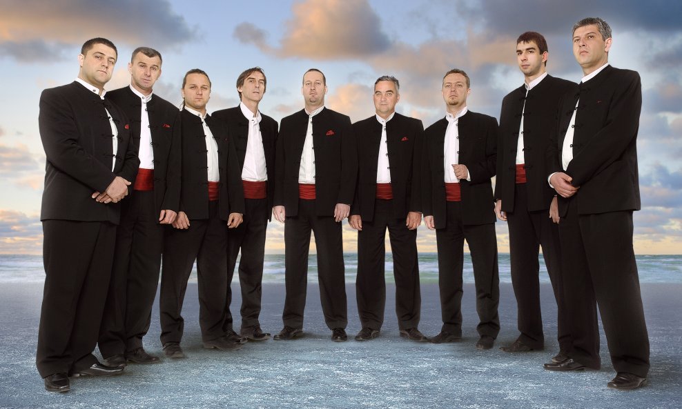 Klapa Cambi( K.Kambelovac)