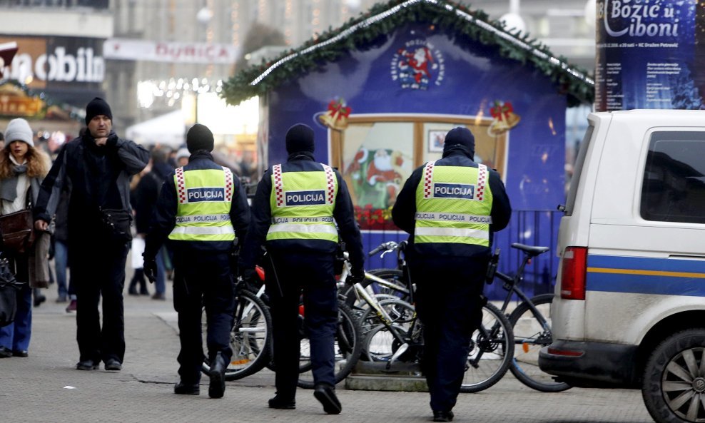 Pojačane policijske ophodnje na Adventu u Zagrebu