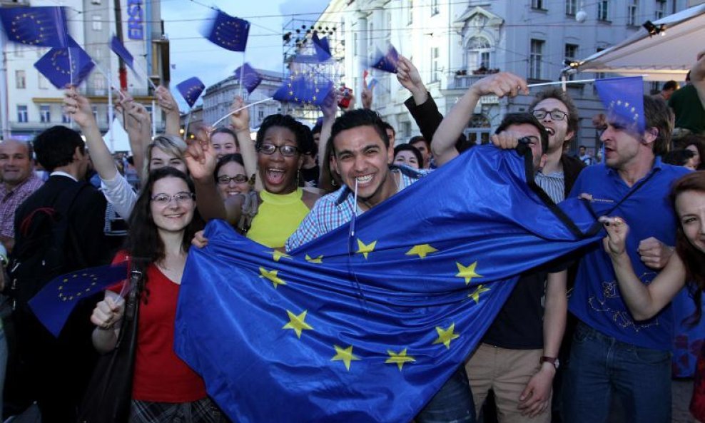 Središnja proslava ulaska Hrvatske u EU na glavnom gradskom Trgu (5)