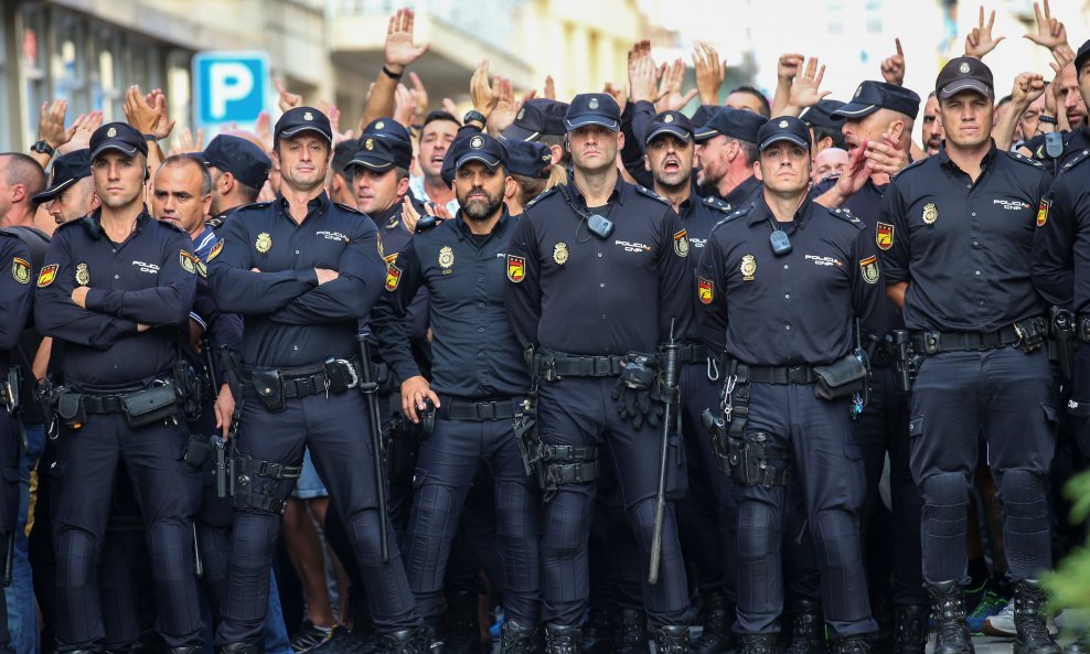 Predstavnik španjolske vlade ispričao se zbog policijskog nasilja prema prosvjednicima