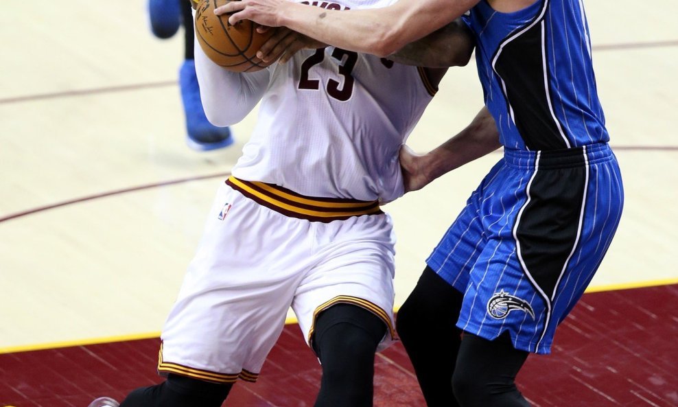 Mario Hezonja i LeBron James