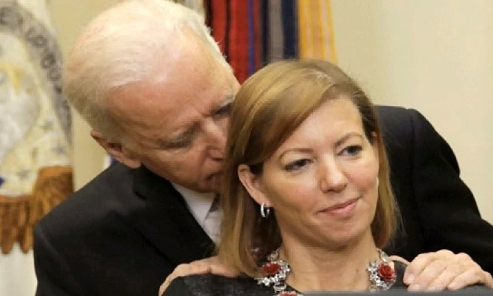 Joe Biden i Stephanie Carter