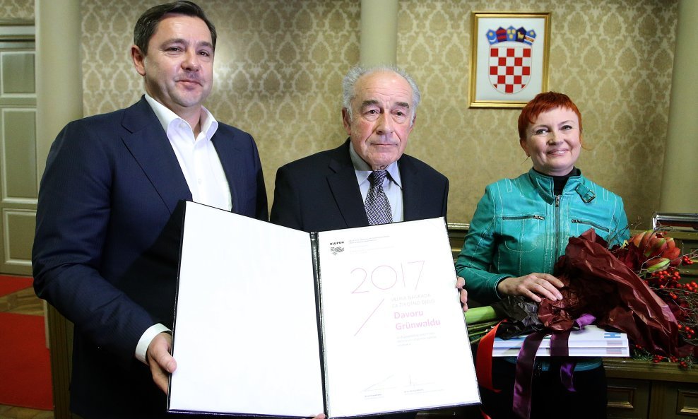 Ivana Bakal, Andrija Mikulić, Davor Grunwald