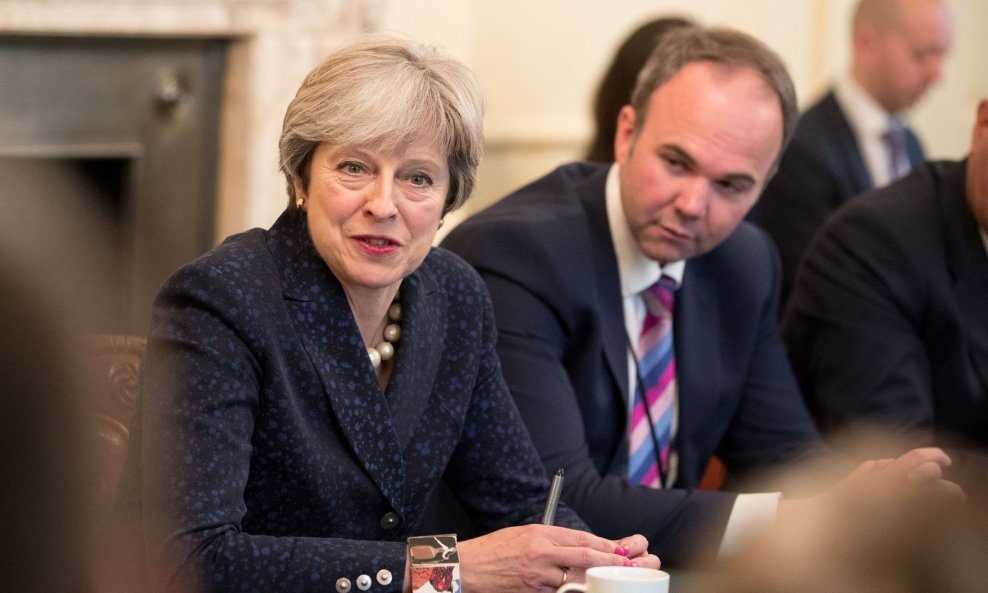 Theresa May i Gavin Barwell