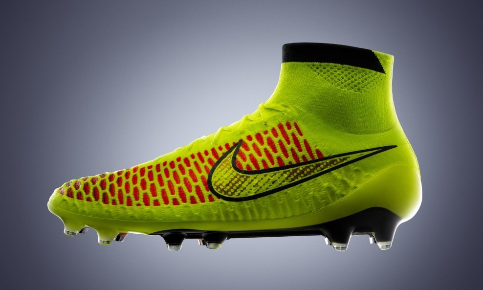 NIKE_MAGISTA_VOLT_HYPERPUNCH_5_original