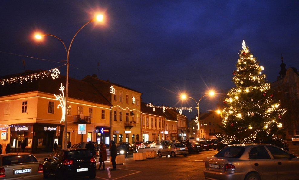 Blagdanski ugođaj u Požegi