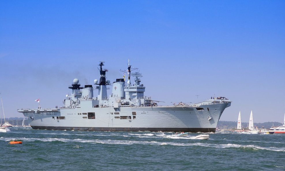 HMS Illustrious