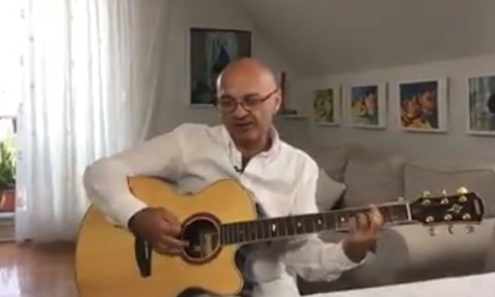 Goran Aleksić je pasionirani gitarist