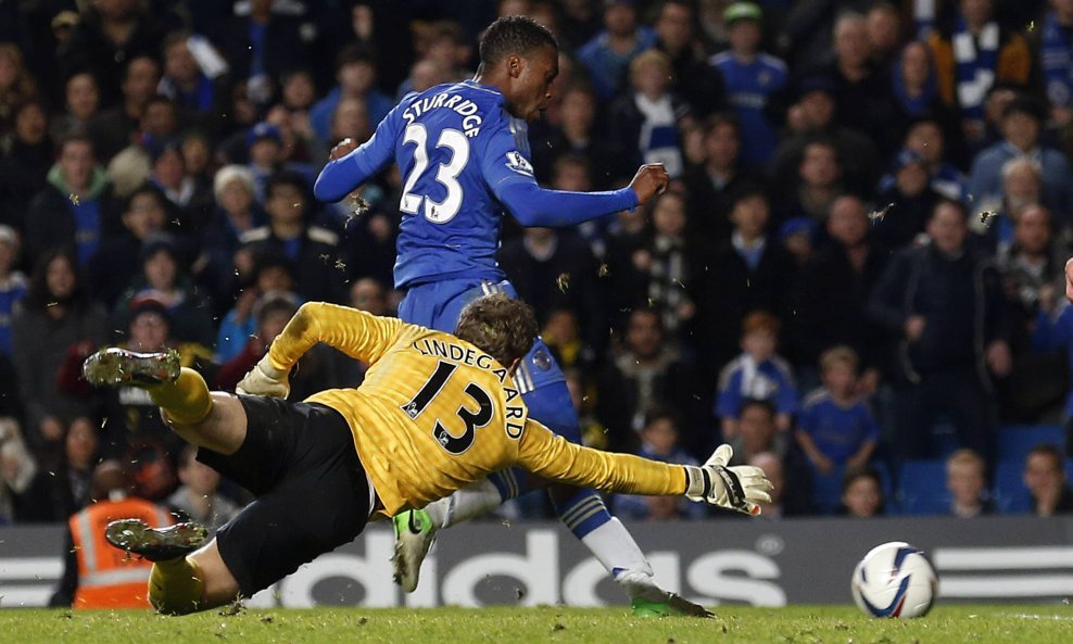 Sturridge Lindegaard Chelsea Manchester United