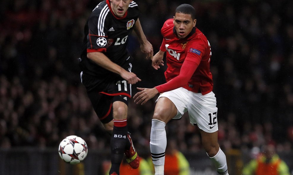 Manchester United - Bayer Leverkusen, Chris Smalling i Stefan Kiessling