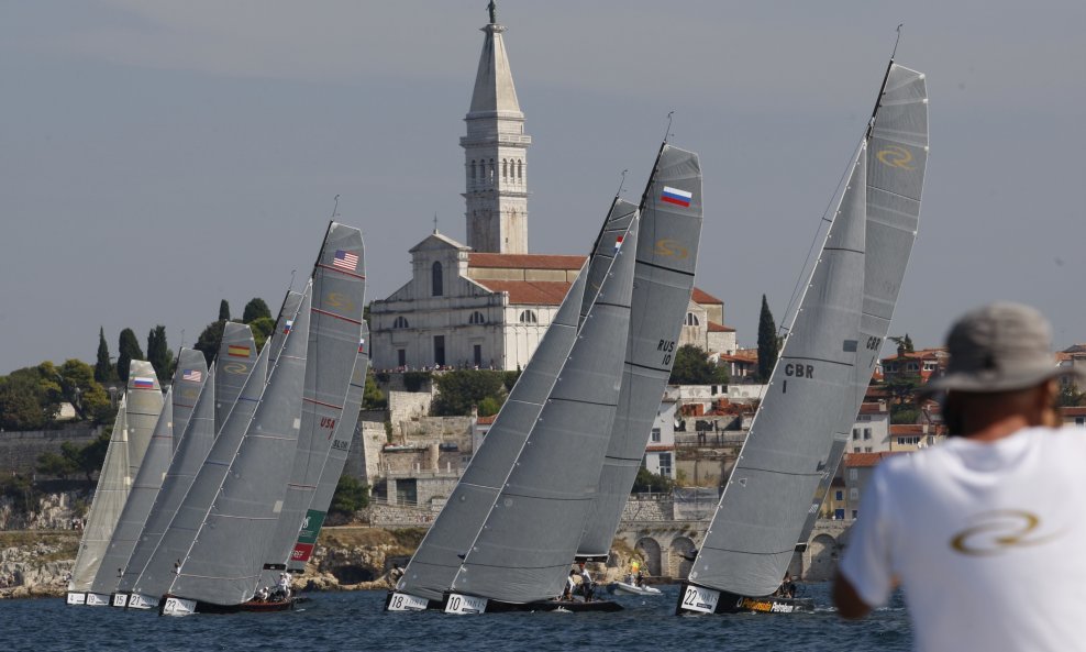 Adris RC44 Cup