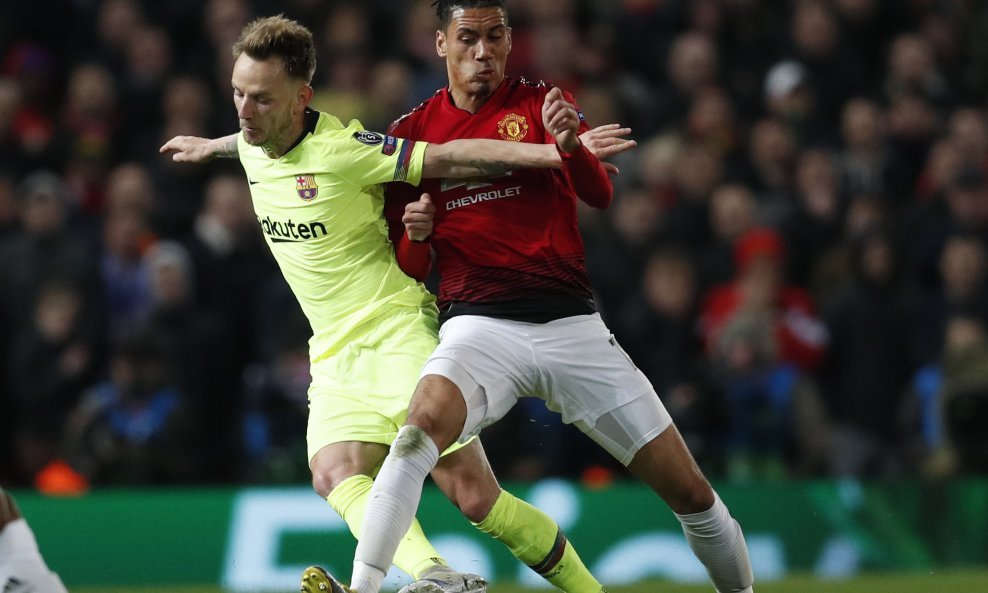 Ivan Rakitić i Chris Smalling