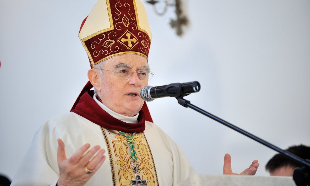 Mons. Henryk Hoser apostolski je vizitator za Međugorje kojeg je imenovao papa Franjo