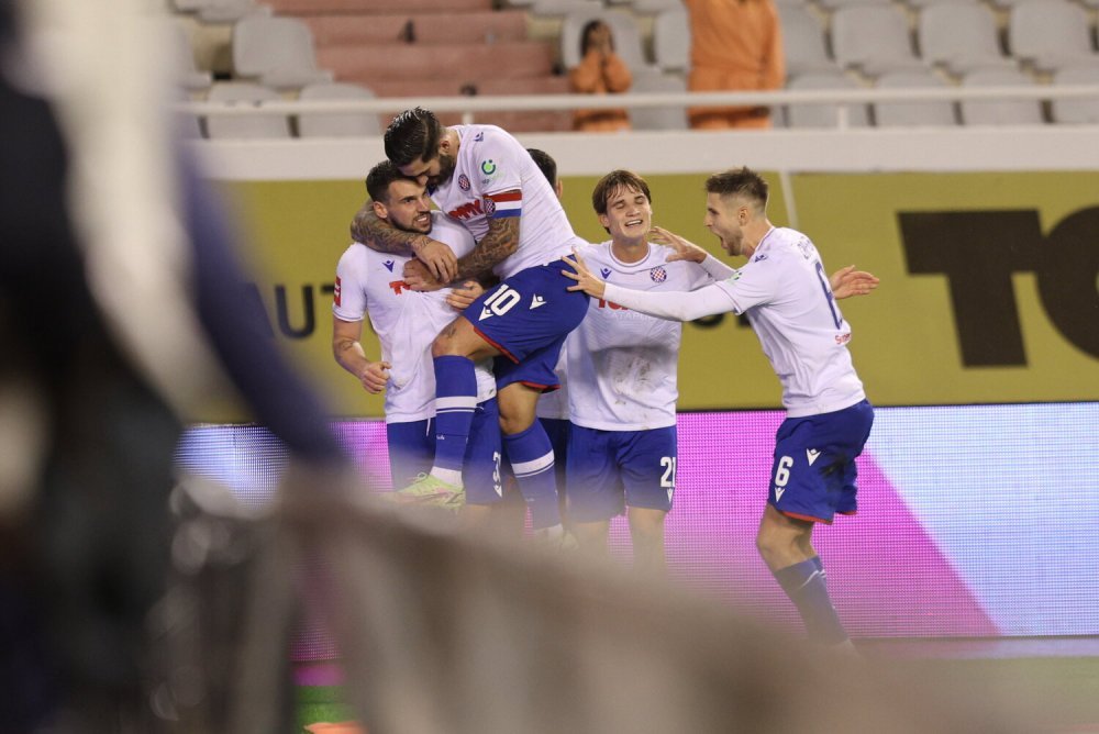 FOTO Hajduk s igračem više pobijedio nogometaše Varaždina pred