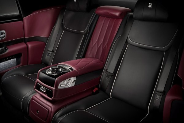 Rolls-Royce Ghost Zenith Collector's Edition