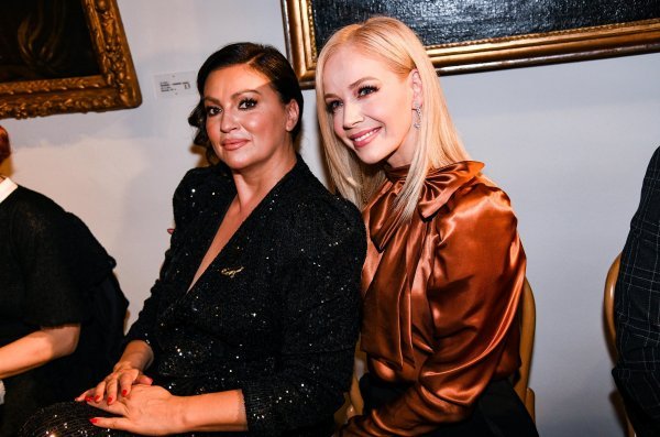 Nina Badrić i Jelena Rozga