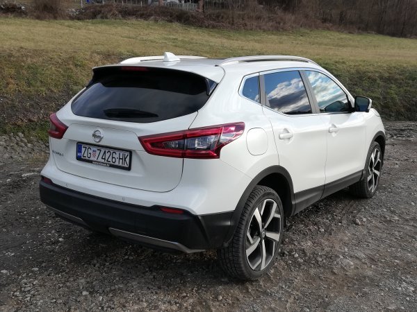 Nissan Qashqai 1.7dCi 150 CVT 4WD Tekna