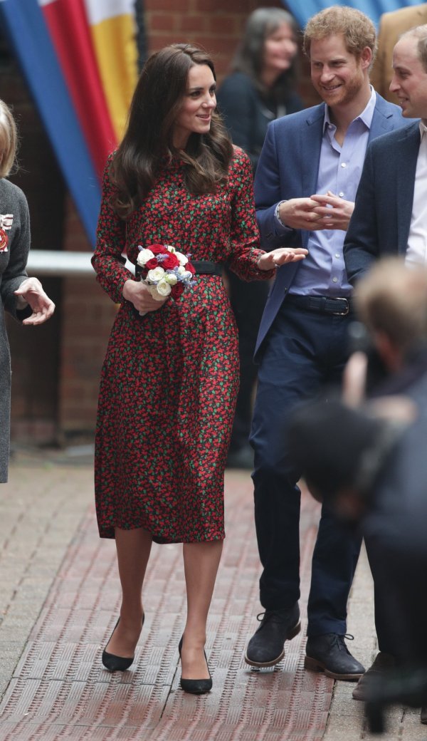 Kate Middleton u haljini s potpisom Vanesse Seward