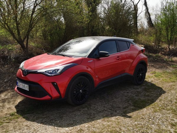 Toyota C-HR Launch Edition 2.0 Hybrid Dynamic Force