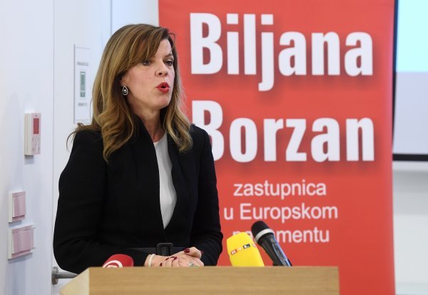 Biljana Borzan: Uvođenjem minimalne plaće omogućila bi se bolja zaštita ranjivih skupina u društvu