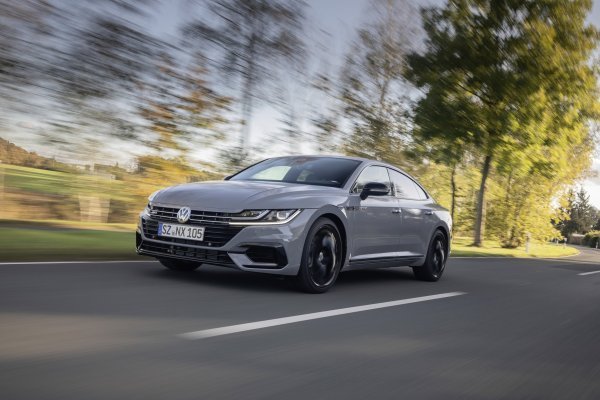 Volkswagen Arteon R-Line Edition - aktualna linija