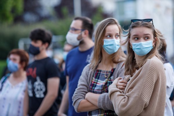 Mladi u Hrvatskoj i dalje se teško odvajaju od obitelji, koja je izvor razgranatih socijalnih mreža