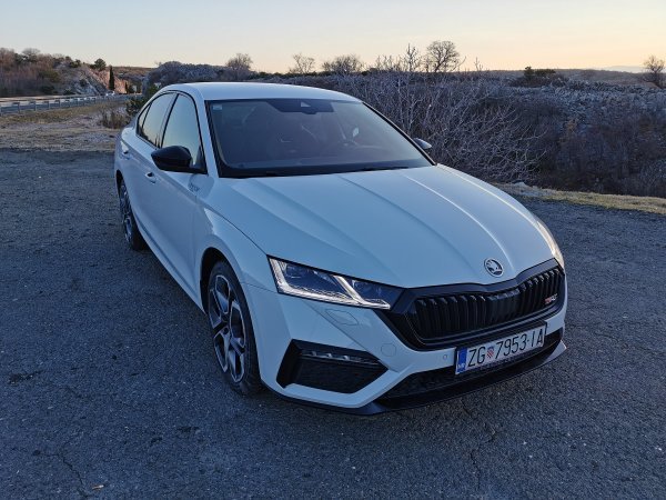 Škoda Octavia RS 1.4 TSI DSG PHEV