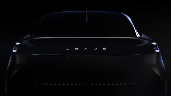 Lexus najavio novi električni model