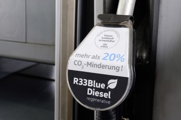 R33 Blue Diesel - Plavi dizel