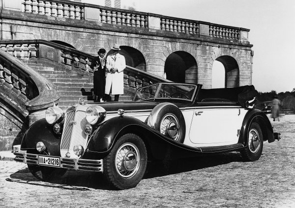 Horch 853 Sport Cabriolet, 5 l, 8 cilindara, 120 KS