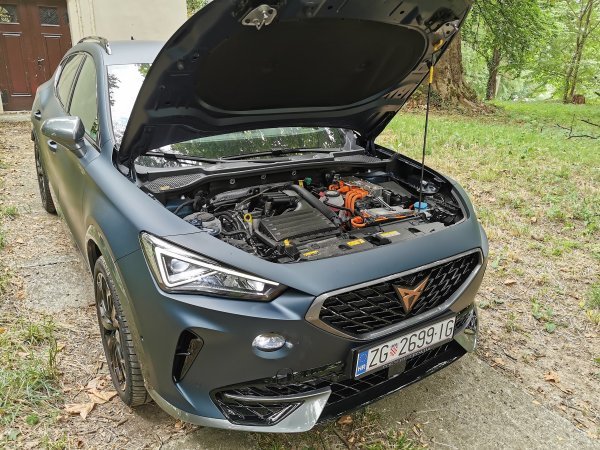 Cupra Formentor 1.4 e-Hybrid DSG VZ