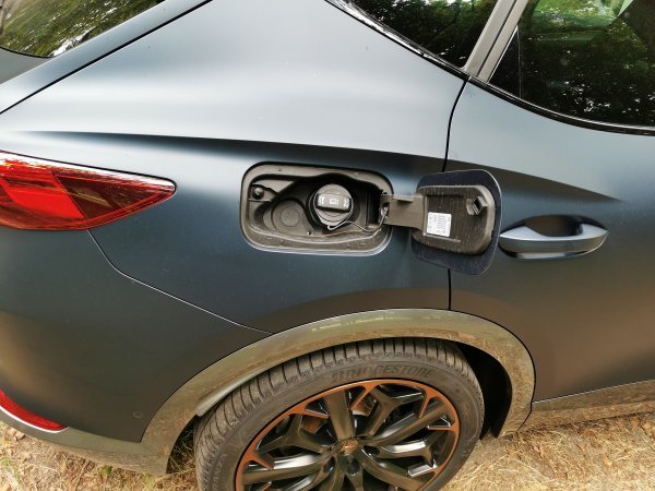 Cupra Formentor 1.4 e-Hybrid DSG VZ