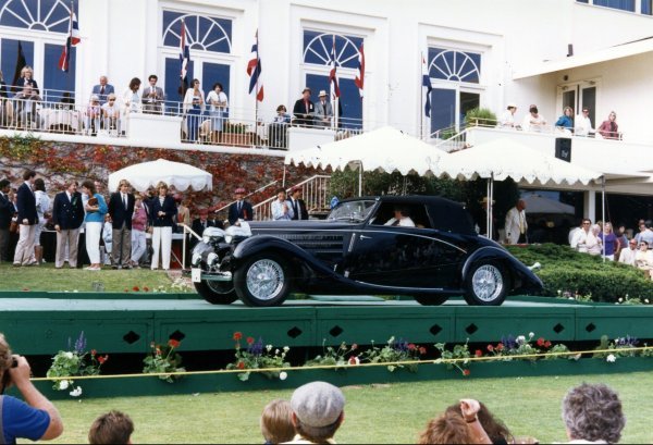 Bugatti Type 57 Saoutchik Cabriolet (1939.) - vlasnik Jack Becronis