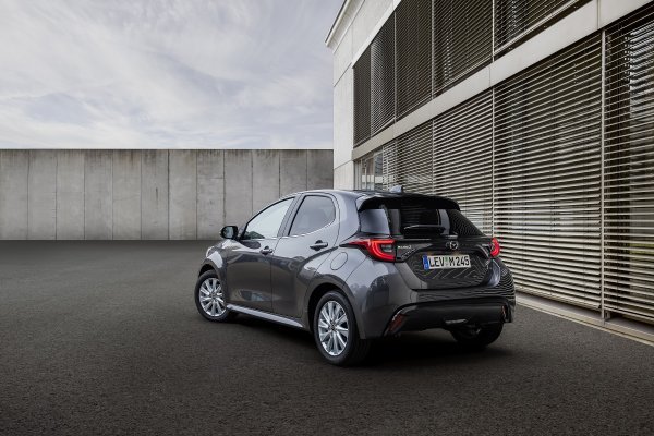 Mazda2 Hybrid