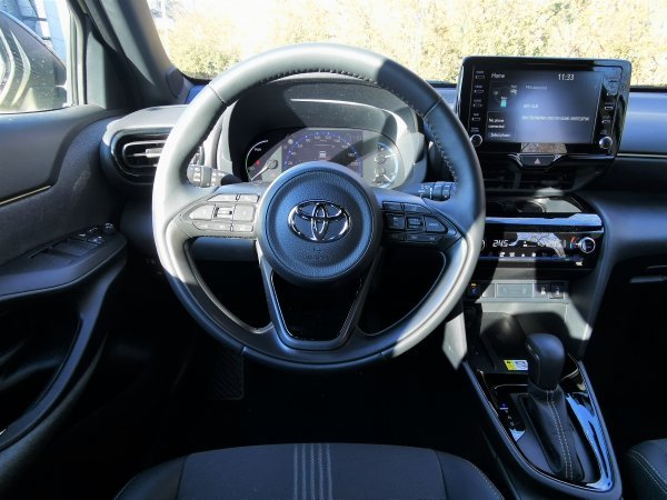 Toyota Yaris Cross HSD Adventure