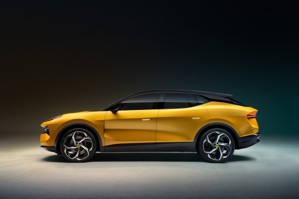 Lotus predstavio Eletre, prvi električni hiper-SUV na svijetu