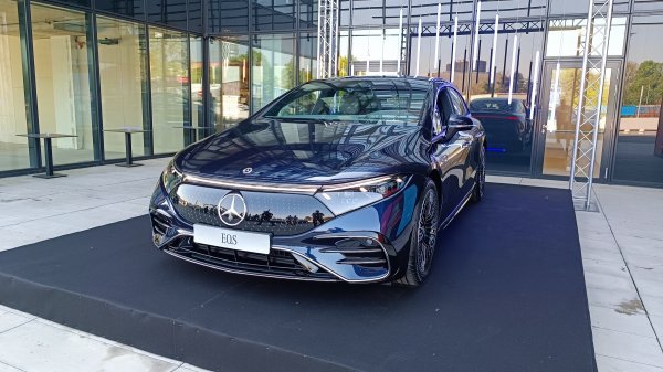 Novi Mercedes EQS: hrvatska premijera