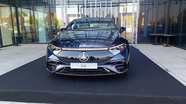 Novi Mercedes EQS: hrvatska premijera