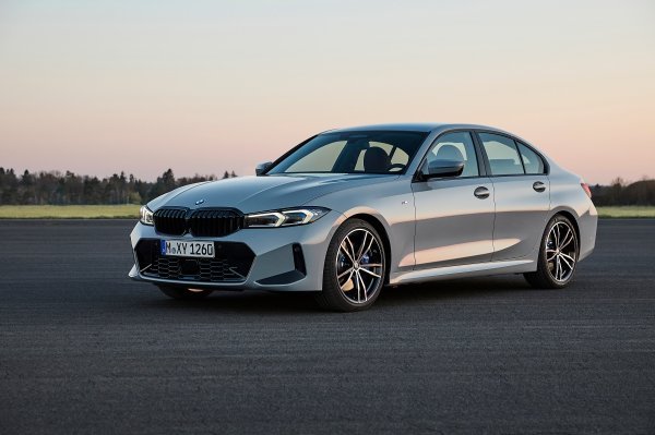 BMW serije 3 limuzina