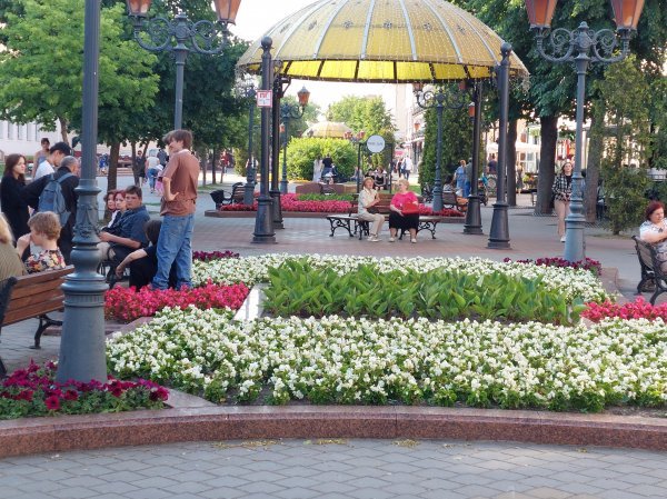 Pješačke zone, parkovi i zelenilo karakteristika su Bjelorusije