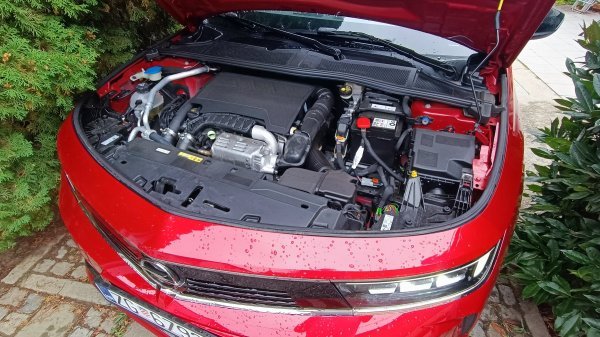 Opel Astra Elegance F 1.2 XHT S/S (96 kW/130 KS) AT8 Petrol